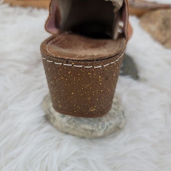 Lemon n lime cork bottom comfort sandals - Picture 4 of 11